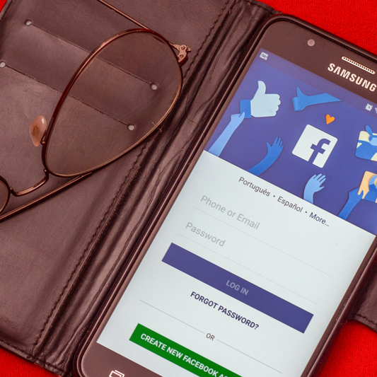 ¿Cómo vender productos y servicios en internet a través de Facebook?